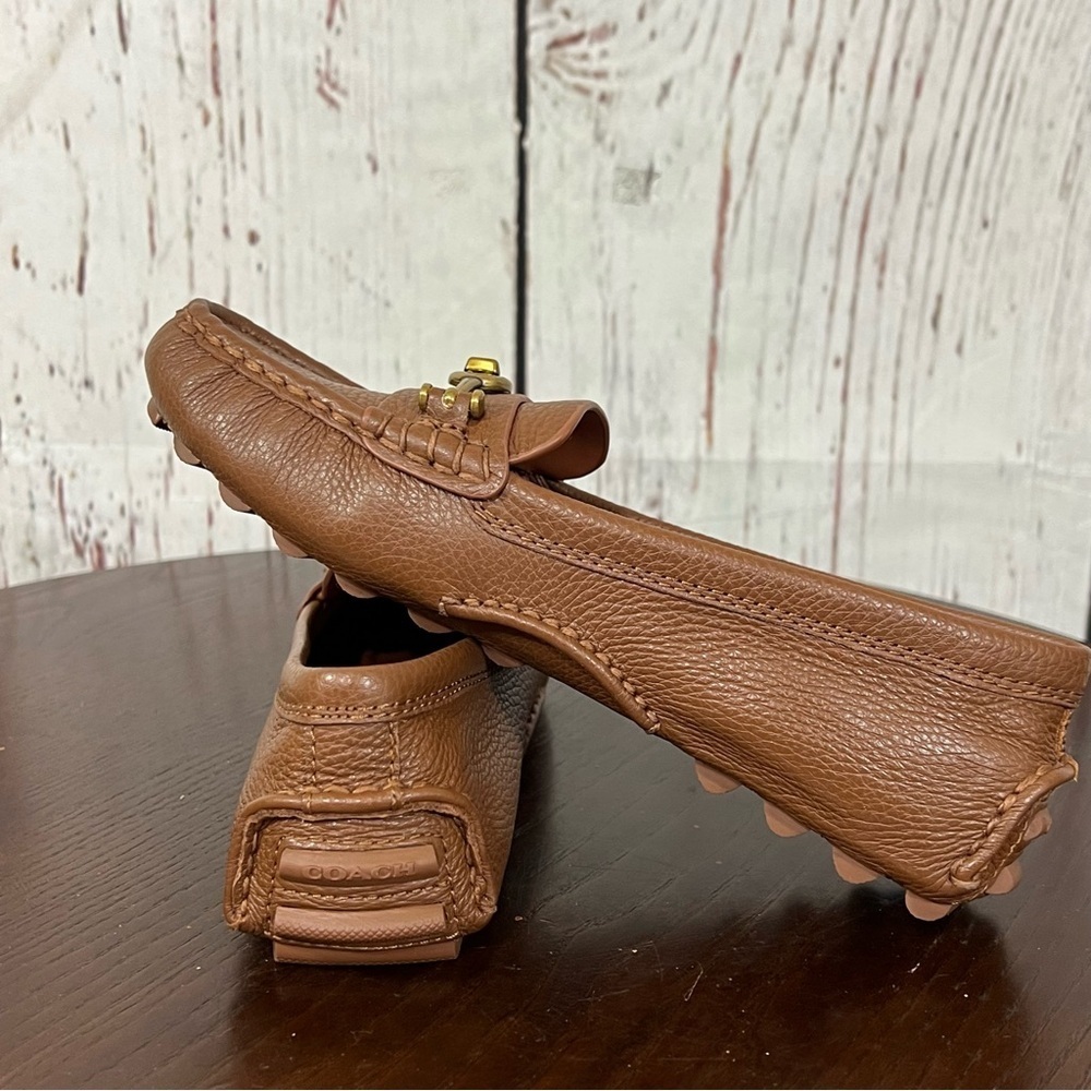 COACH CROSBY DIVER Brown Grainy Leather Loafers with Brass Gold Accent 6.5B NIB - Picture 5 of 11